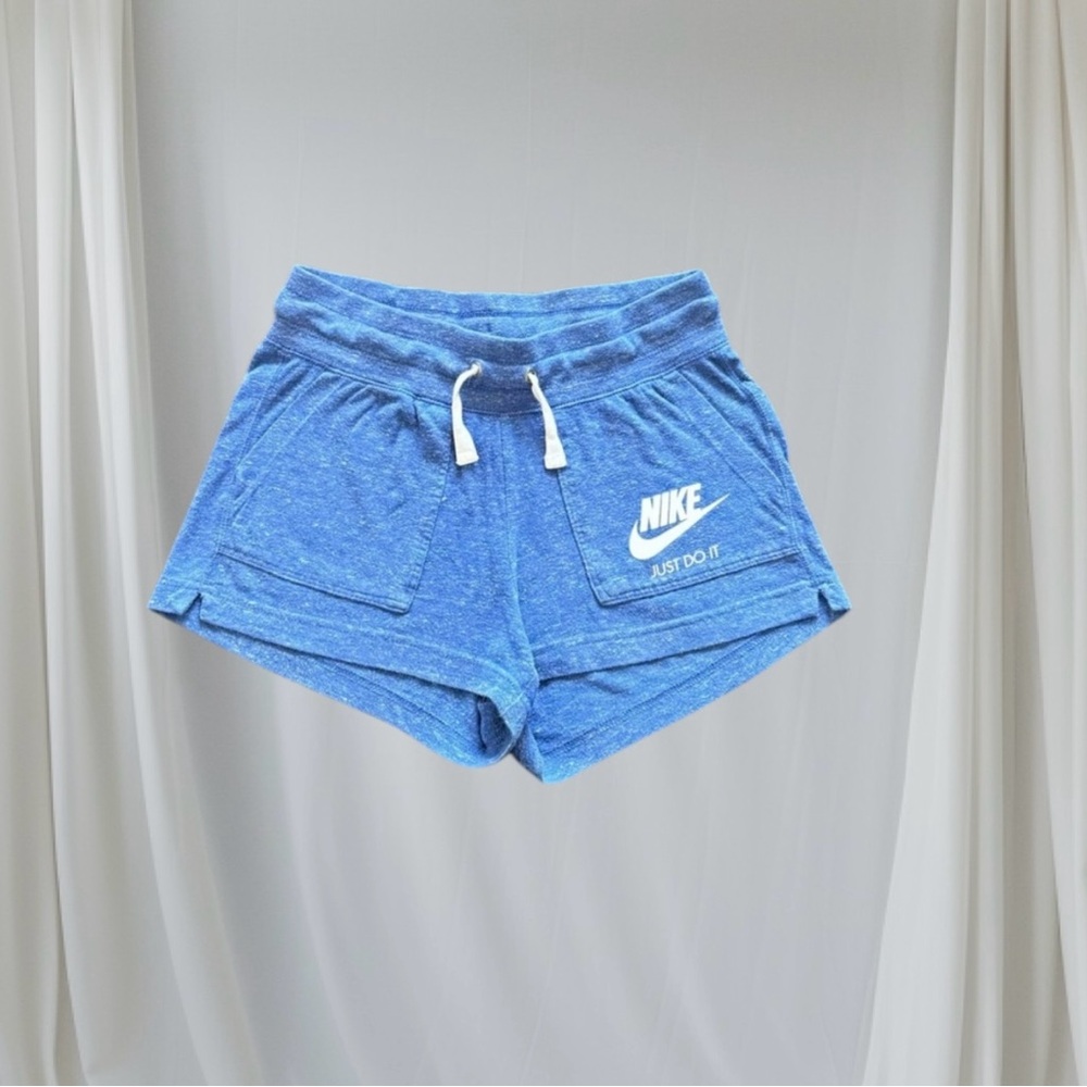 Free 💟Nike Blue Shorts - Picture 3 of 14